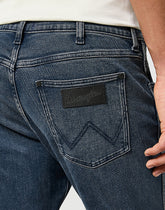 Wrangler Męskie Spodnie Jeansowe Greensboro Stormy Wash 112357413 W15Q017437